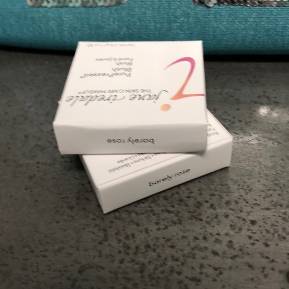 Barely Rose Jane Iredale PurePressed Blush NWT - Picture 2 of 3